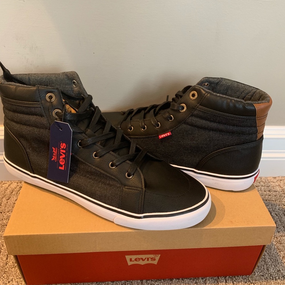 Levi men’s shoes